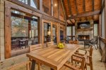 Main level deck outdoor dinning